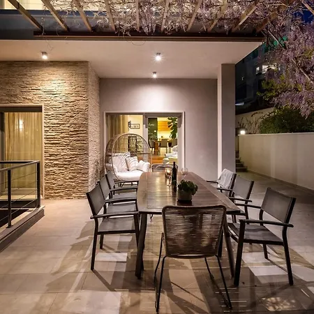 Nina With Private 32 Sqm Heated Pool, 5 Bedrooms, Fun Zone, 850m From The Βίλα Ποντστράνα