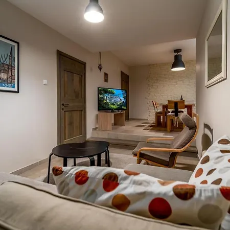 Βίλα Nina With Private 32 Sqm Heated Pool, 5 Bedrooms, Fun Zone, 850m From The Ποντστράνα